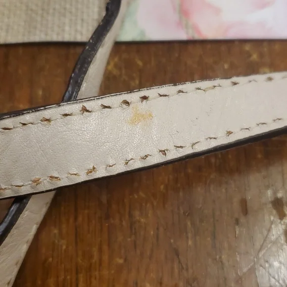 Michael Kors Crossbody - Picture 5 of 7